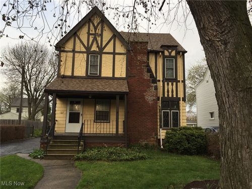 265 E 191st St, Euclid, OH, 44119-1107 | Card Image
