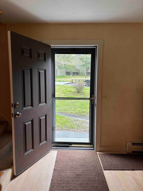 unit-24-34 Floyd Avenue, Lebanon, NH, 03784 | Card Image
