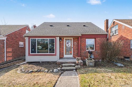 112 Brentwood St, Inkster, MI, 48141-1255 | Card Image