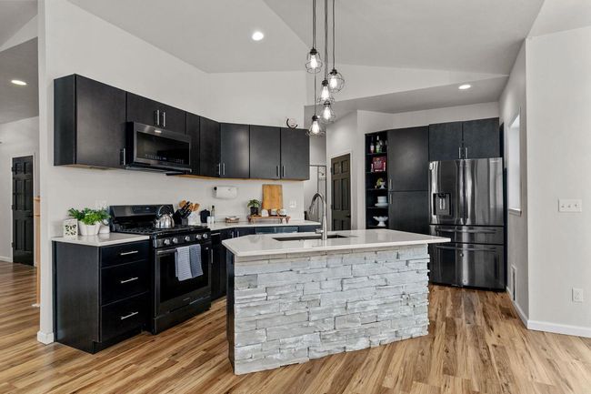 2570 W Fallen Oak Drive, House other with 5 bedrooms, 3 bathrooms and null parking in APPLETON WI | Image 23