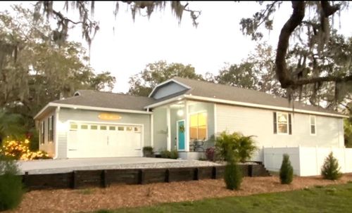 513 Meres Blvd, TARPON SPRINGS, FL, 34689-2621 | Card Image
