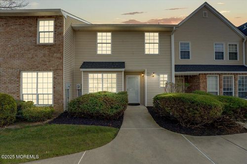 34 Portland Pl, Morganville, NJ, 07751-1716 | Card Image