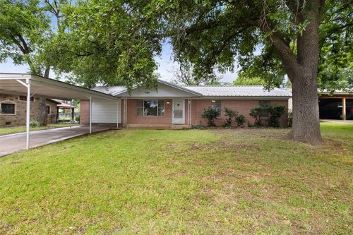 817 Wheeler St, Mason, TX, 76856-3003 | Card Image