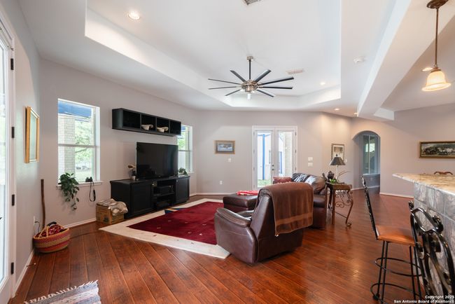 120 County Road 6867, House other with 2 bedrooms, 2 bathrooms and null parking in Natalia TX | Image 8