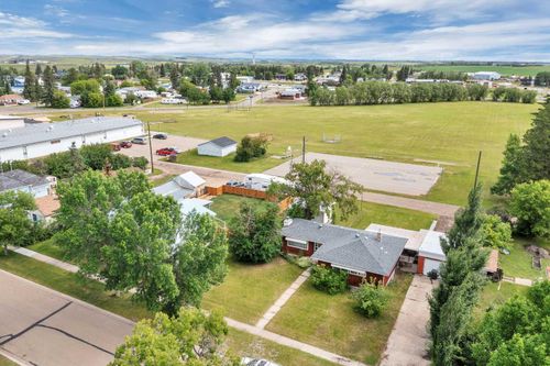 4707 49 Street, Alix, AB, T0C0B0 | Card Image