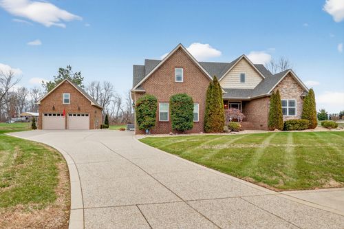 103 Bloomsbury Dr, Portland, TN, 37148-2053 | Card Image