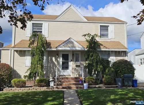 15 1st St, North Arlington, NJ, 07031-4936 | Card Image