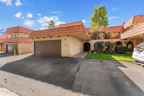 228 Shirley Ln, Palmdale, CA, 93551-2908 | Card Image