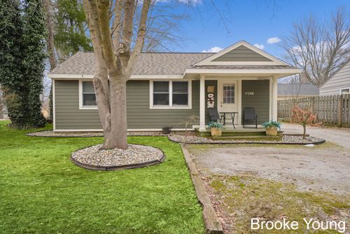 17288 W Spring Lake Road, Spring Lake, MI, 49456 | Card Image