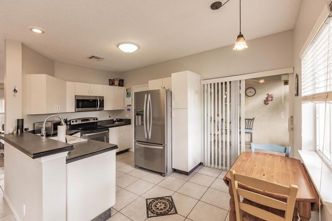 5900 - 5900 S Golden Beauty Ln, Condo with 3 bedrooms, 3 bathrooms and null parking in Tamarac FL | Image 8