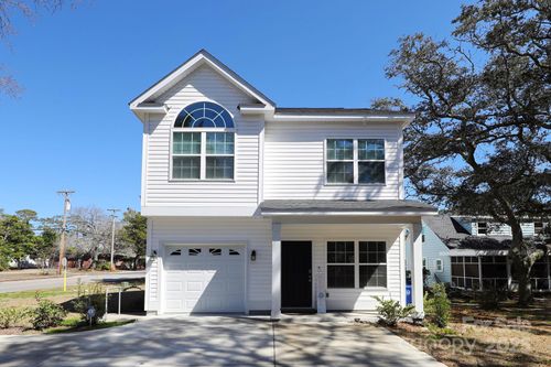 412 N Oak St, Myrtle Beach, SC, 29577-3964 | Card Image