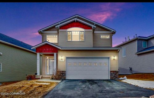 33-8983 Dry Creek Loop, Anchorage, AK, 99502-4064 | Card Image