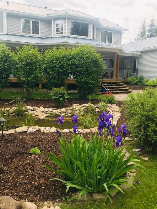 33213 Range Road 52, Sundre, AB, T0M1X0 | Card Image