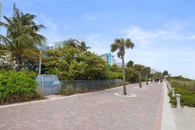 APT-6M - 5055 Collins Ave, Condo with 2 bedrooms, 3 bathrooms and null parking in Miami Beach FL | Image 34