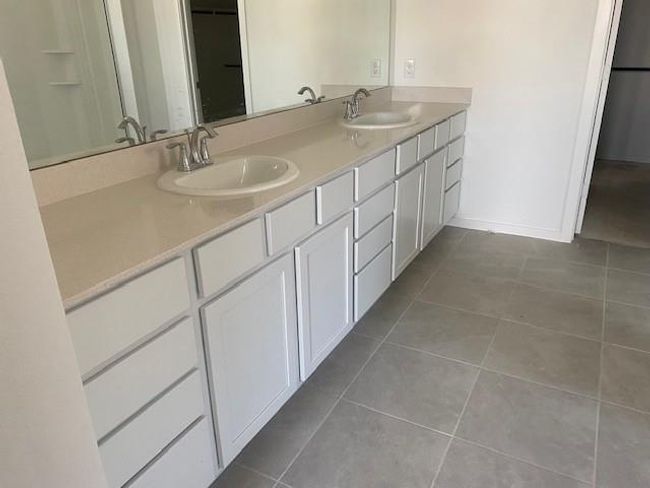 5315 Pompano Dr, House other with 5 bedrooms, 5 bathrooms and 2 parking in Baytown TX | Image 4