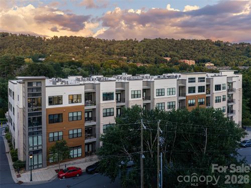 515-55 S Market St, Asheville, NC, 28801-3768 | Card Image