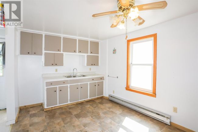 203 Wallace Terr, Home with 0 bedrooms, 0 bathrooms and null parking in Sault Ste. Marie ON | Image 12