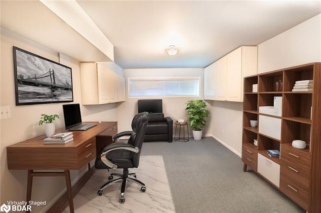 17 Mayfair Dr, House other with 5 bedrooms, 2 bathrooms and 4 parking in Barrie ON | Image 31