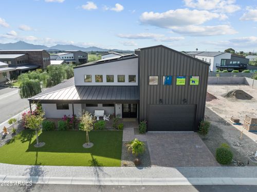 8514 S 9th Dr, Phoenix, AZ, 85041-3993 | Card Image