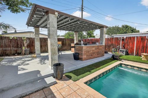 7120 Wilson St, Hollywood, FL, 33024-3848 | Card Image