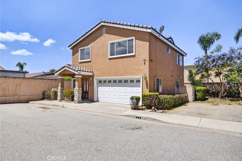 1216 Ashmill St, Carson, CA, 90745-2312 | Card Image