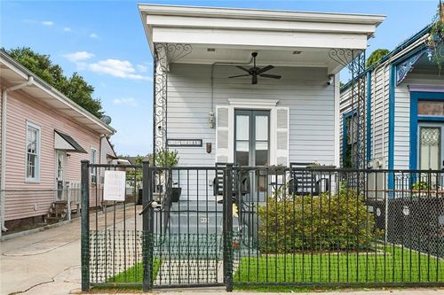928 Pleasant Street, New Orleans, LA, 70118 | Card Image