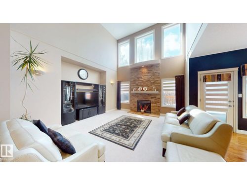 613 Todd Link Nw, Edmonton, AB, T6R3C5 | Card Image