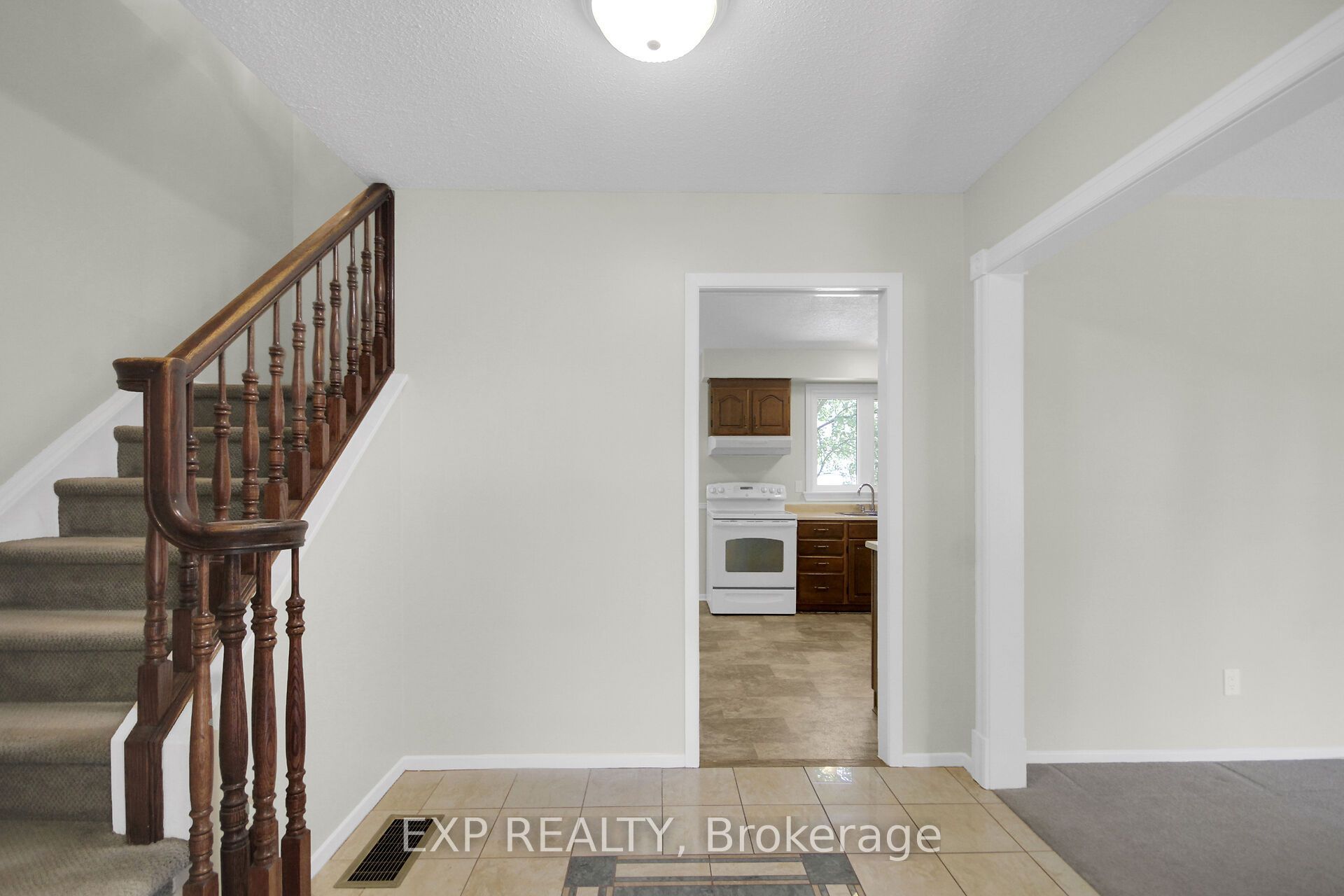 Residential in Barrhaven 4
