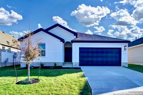 225 Red Arrow, San Antonio, TX, 78201 | Card Image