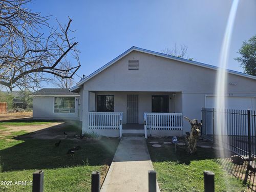 819 E Apollo Rd, Phoenix, AZ, 85042-4341 | Card Image