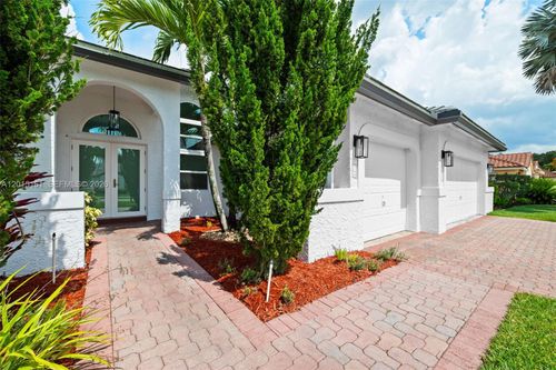 3292 Ridge Trce, Davie, FL, 33328-7152 | Card Image
