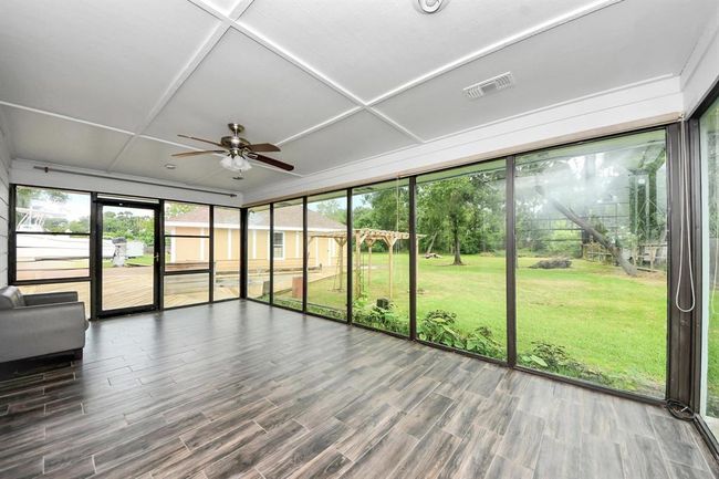 2514 Loganberry Circle, House other with 3 bedrooms, 2 bathrooms and 3 parking in Seabrook TX | Image 38