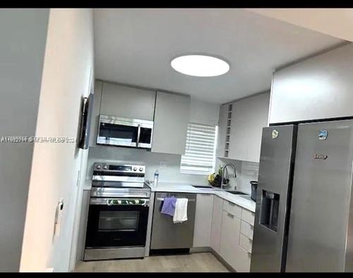 304a-8900 Washington Blvd, Pembroke Pines, FL, 33025-1530 | Card Image