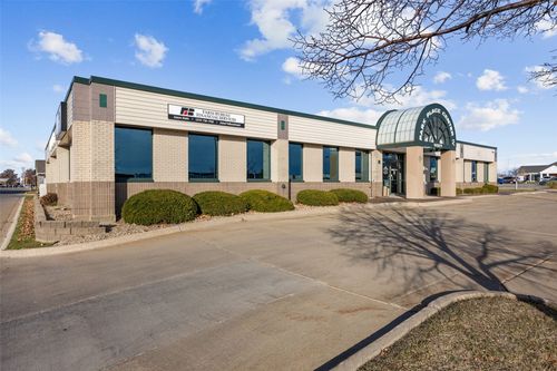 ste-b-5021 Duffy Dr Ne, Cedar Rapids, IA, 52402-2032 | Card Image