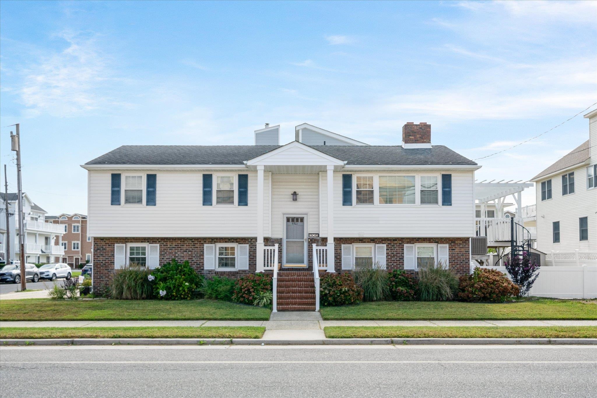 Landis Ave, Sea Isle City, NJ 08243