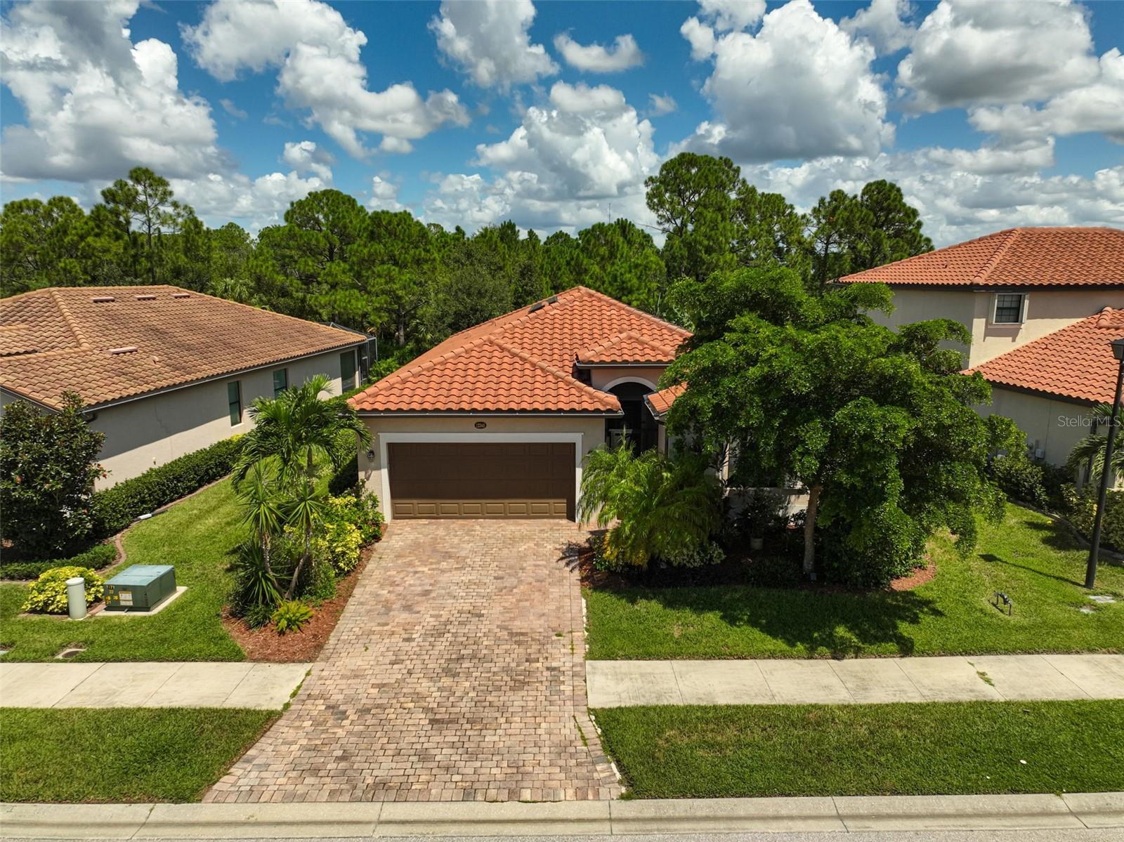 Canavese Ln, Venice, FL 34293