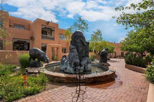 108-3101 Old Pecos Trl, Santa Fe, NM, 87505-9074 | Card Image