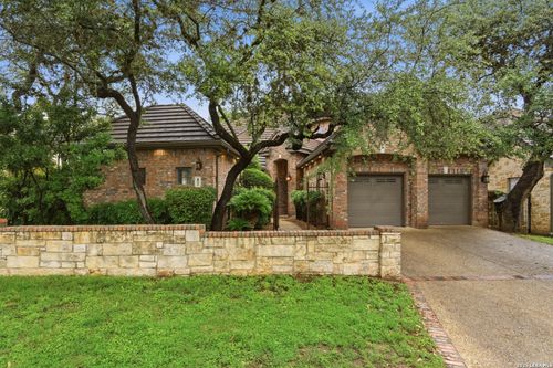 82 Westcourt Ln, San Antonio, TX, 78257-1372 | Card Image
