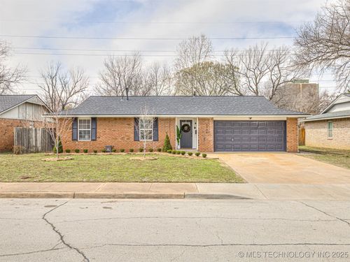 1904 S Nogales Ave, Tulsa, OK, 74107-1838 | Card Image
