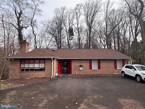 1121 Township Line Rd, JENKINTOWN, PA, 19046-3904 | Card Image