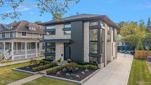 864 Ann St, Birmingham, MI, 48009-1728 | Card Image