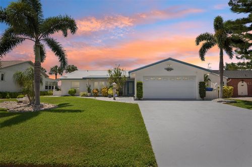 6516 Bimini Ct, APOLLO BEACH, FL, 33572-2107 | Card Image