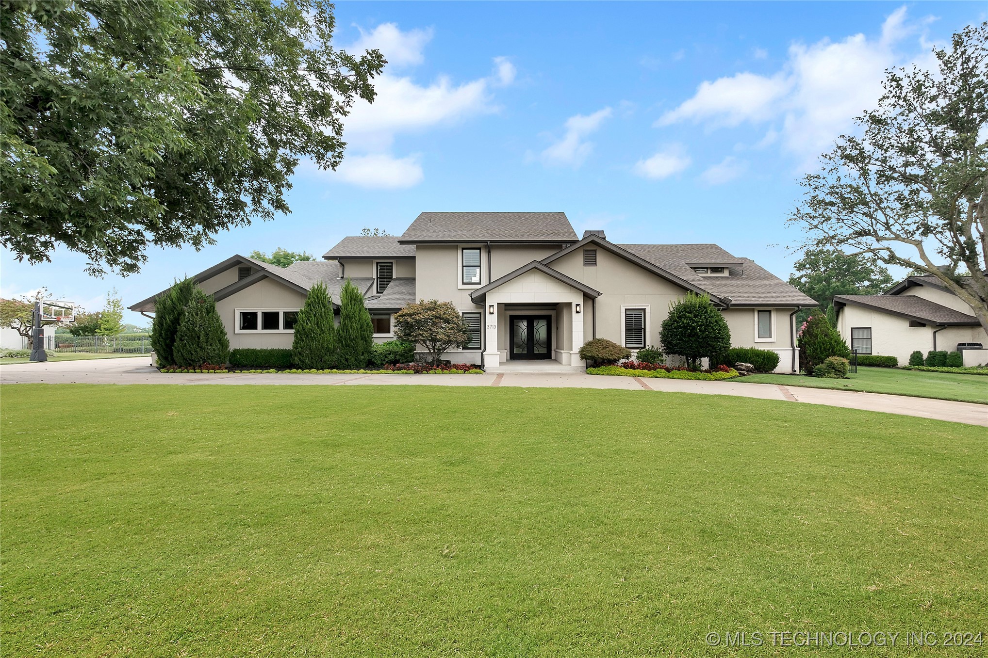 Orange Cir, Broken Arrow, OK 74011