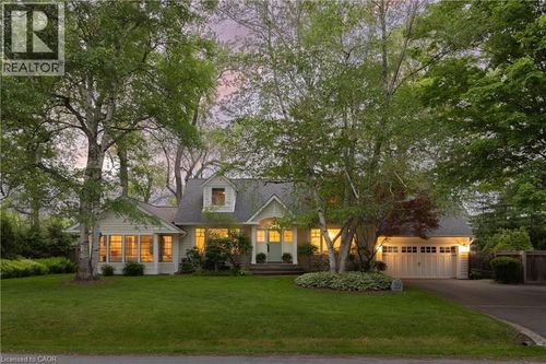 161 Dianne Ave, Oakville, ON, L6J4G8 | Card Image