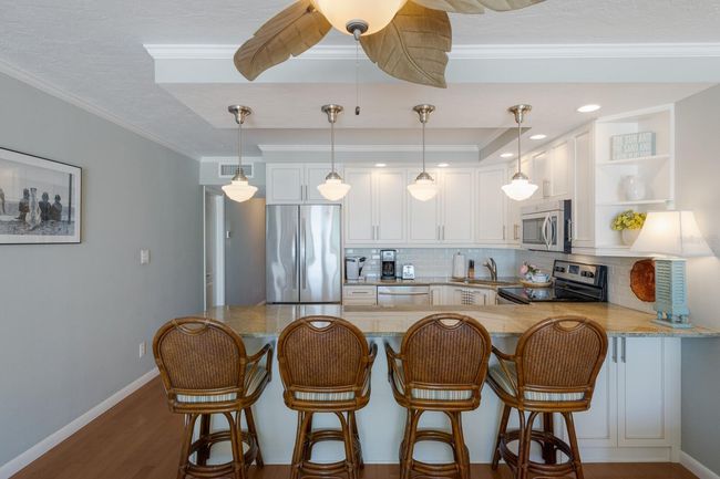 UNIT-204 - 5300 Gulf Dr, Condo with 2 bedrooms, 2 bathrooms and null parking in Holmes Beach FL | Image 22