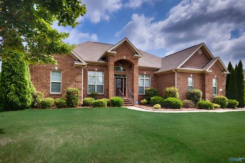 157 Castlewood Dr, Madison, AL, 35756-2503 | Card Image