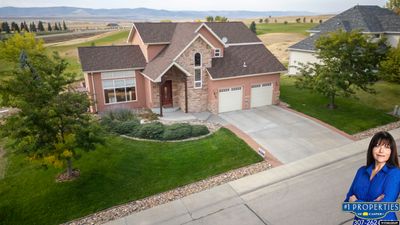 615 Grove Street, House other with 5 bedrooms, 4 bathrooms and null parking in Glenrock WY | Image 1