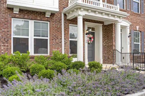 301-4148 John Shields Pkwy, Dublin, OH, 43017-3098 | Card Image