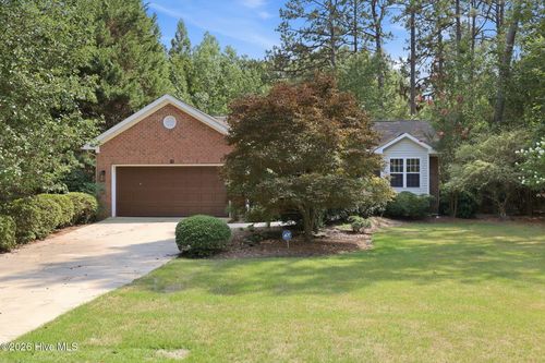 20 Starlit Ln, Pinehurst, NC, 28374-9725 | Card Image