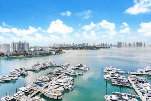 1806-1900 Purdy Ave, Miami Beach, FL, 33139-1400 | Card Image